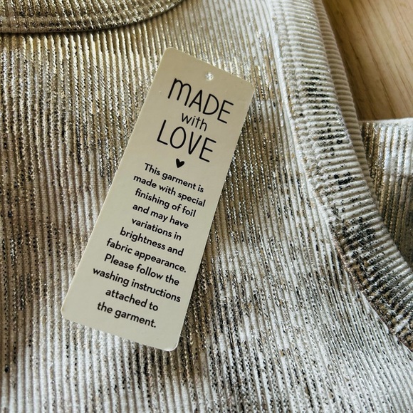 WHITE HOT FOIL TANK - Picture 4 of 4